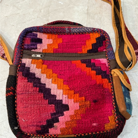Unisex shoulder bag Kilim handcrafted Persian tapestry handwoven shoulder bag - Picture 9 of 13